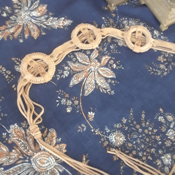 Tribal 70s 80s suede leather tasseled belts - Picture 8 of 16